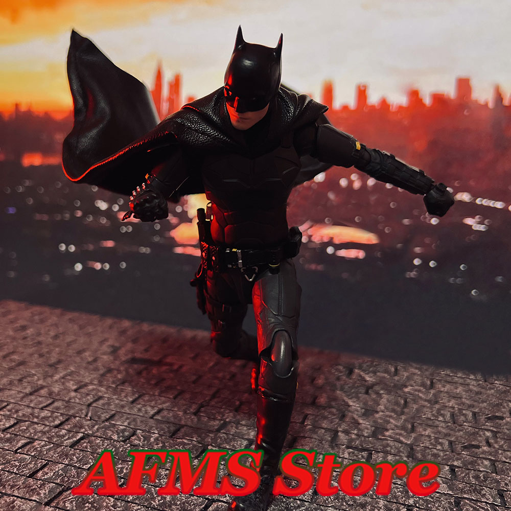 Model Kit Batman - Коллекционная фигурка в масштабе 1/12, новый