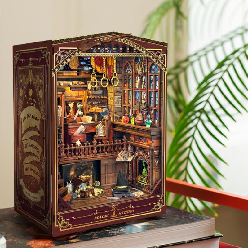 DIY книжный уголок, наборы вст – обзор и цена Model Kit Studio