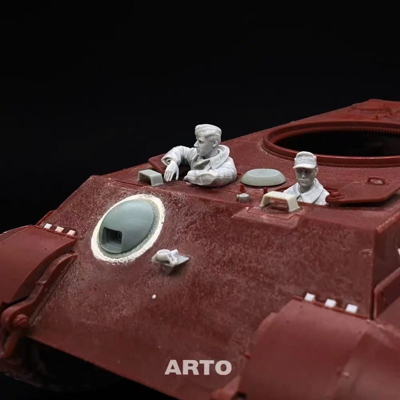 Набор сборной модели танковой  – обзор и цена Model Kit Reshiram