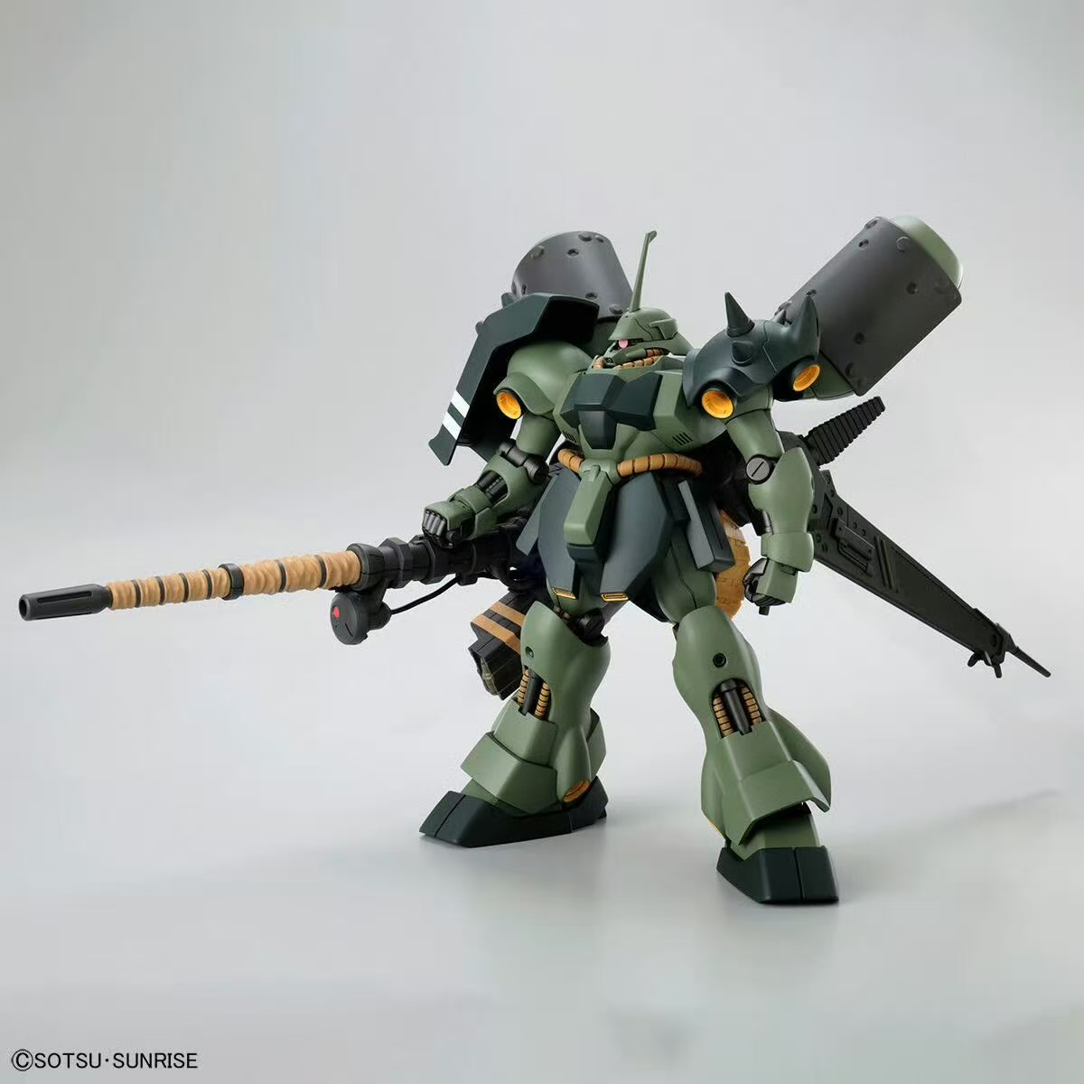 Конструктор Bandai HG 1/144 AM – обзор и цена Model Kit Gundam Hg