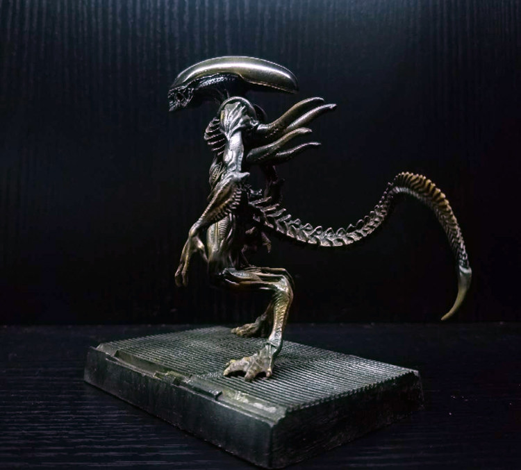 Модель инопланетянина из литой – обзор и цена Model Kit Anubis